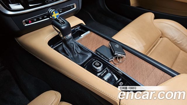 Volvo S90 2019 — photo 9