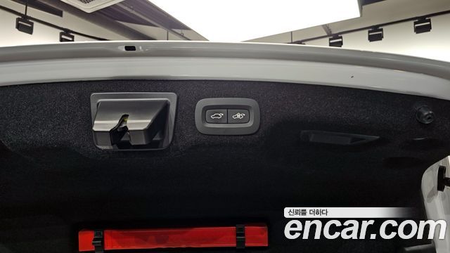 Volvo S90 2019 — photo 20