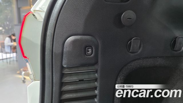 Jeep Cherokee 2018 — photo 23