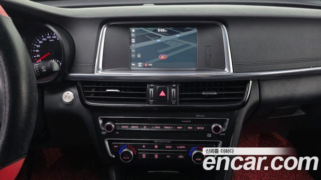 Kia K5 2018 — photo 17