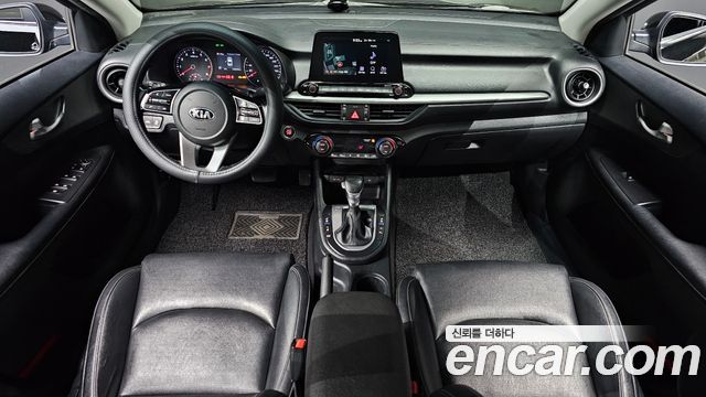 Kia K3 2019 — photo 10