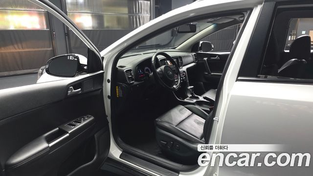 Kia Sportage 2016 — photo 10