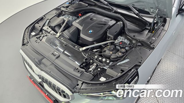 BMW 5-Series 2025 — photo 6