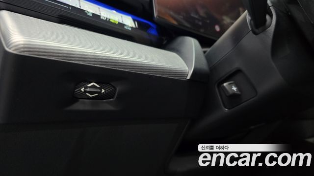 BMW 5-Series 2025 — photo 20
