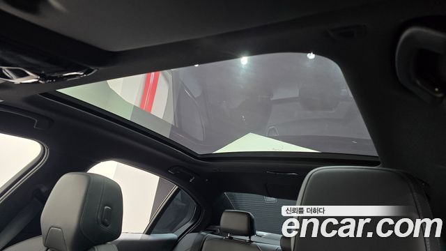BMW 5-Series 2025 — photo 23