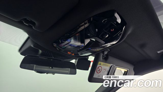 BMW 5-Series 2025 — photo 26