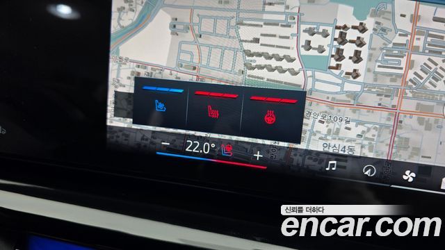BMW 5-Series 2025 — photo 27