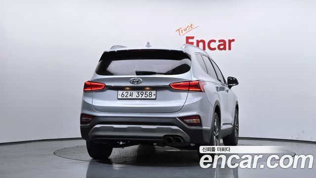 Hyundai Santafe 2019 — photo 4