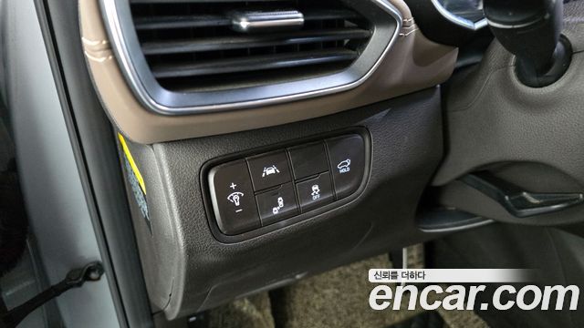 Hyundai Santafe 2019 — photo 25