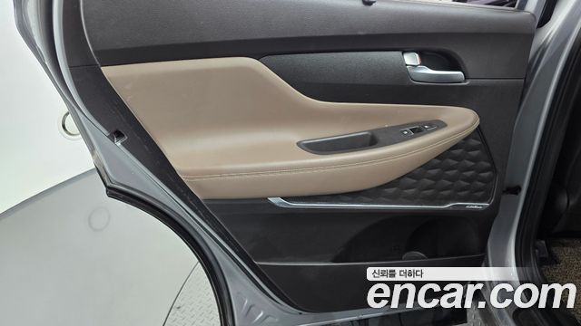 Hyundai Santafe 2019 — photo 15