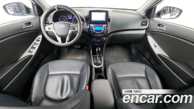 Hyundai Accent 2013 — photo 10