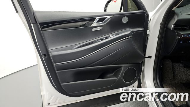 Genesis GV80 2021 — photo 14