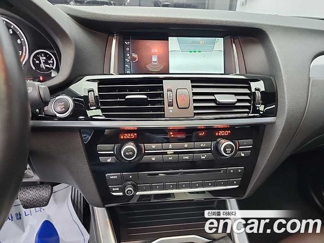 BMW X4 2016 — photo 10