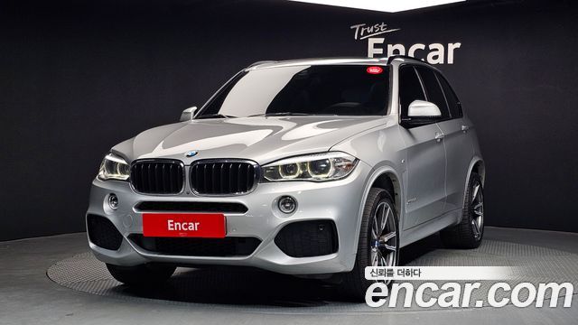 BMW X5 2018 — photo 1