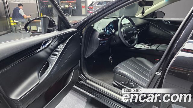Genesis G80 2022 — photo 13