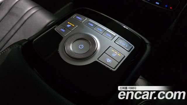Genesis G80 2022 — photo 25