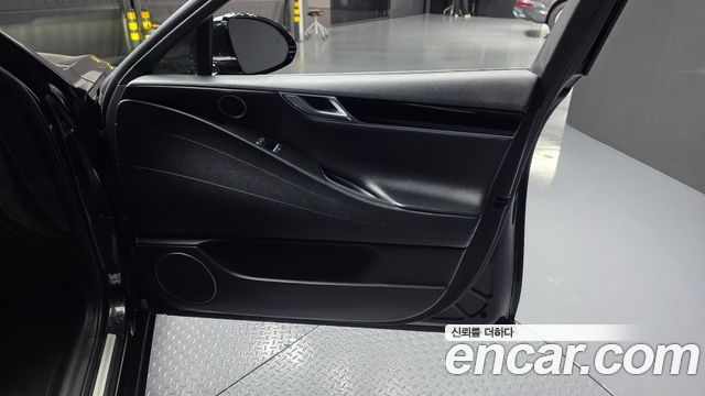 Genesis G80 2022 — photo 14