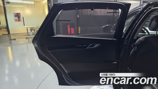 Genesis G80 2022 — photo 15