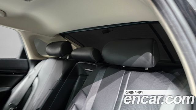 Genesis G80 2022 — photo 29