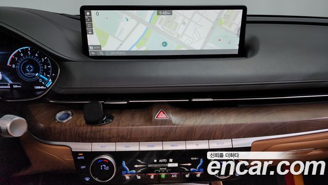 Genesis G80 2021 — photo 18