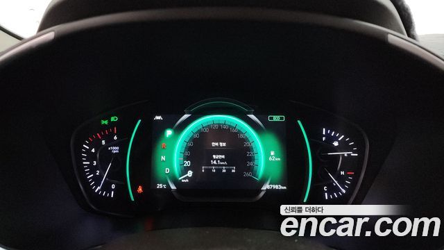 Hyundai Santafe 2019 — photo 11