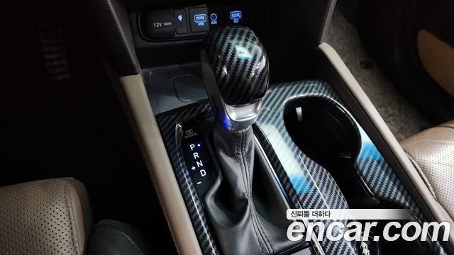 Hyundai Santafe 2019 — photo 12