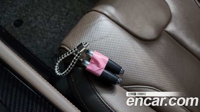 Hyundai Santafe 2019 — photo 21