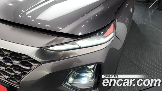 Hyundai Santafe 2019 — photo 8
