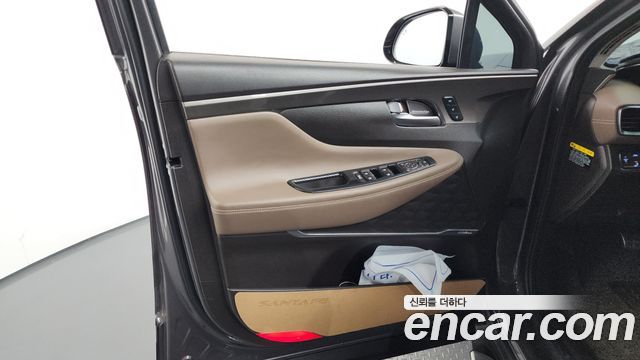 Hyundai Santafe 2019 — photo 14