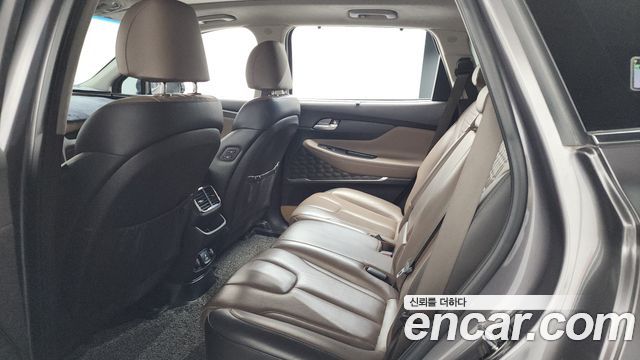 Hyundai Santafe 2019 — photo 27
