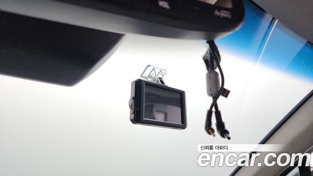 Hyundai Santafe 2019 — photo 28