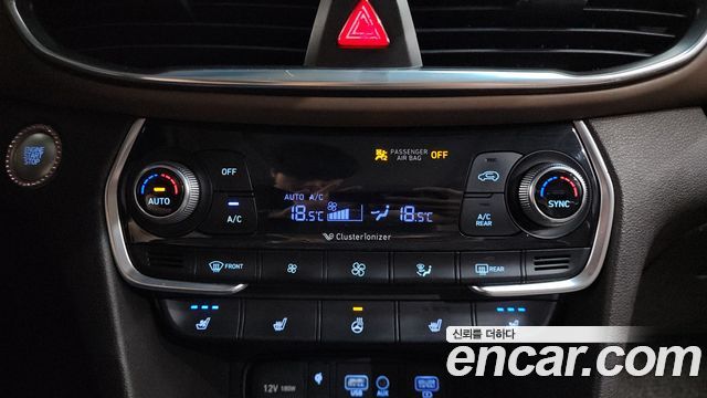 Hyundai Santafe 2019 — photo 32