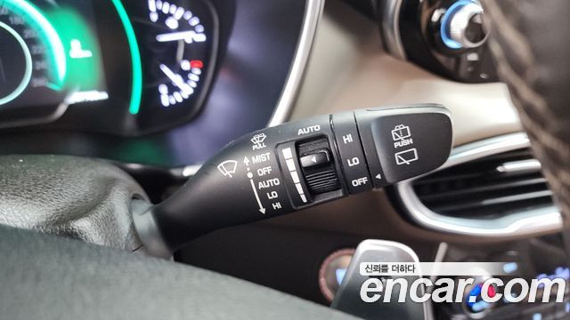 Hyundai Santafe 2019 — photo 36