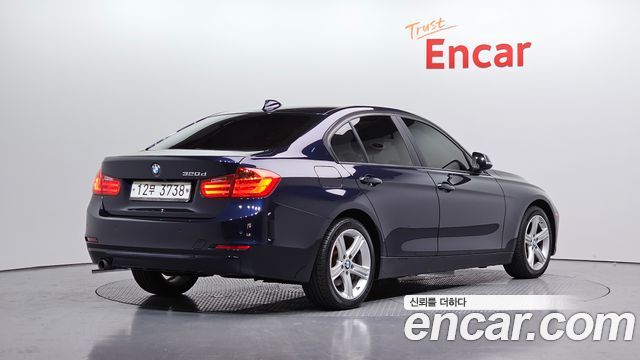 BMW 3-Series 2015 — photo 2