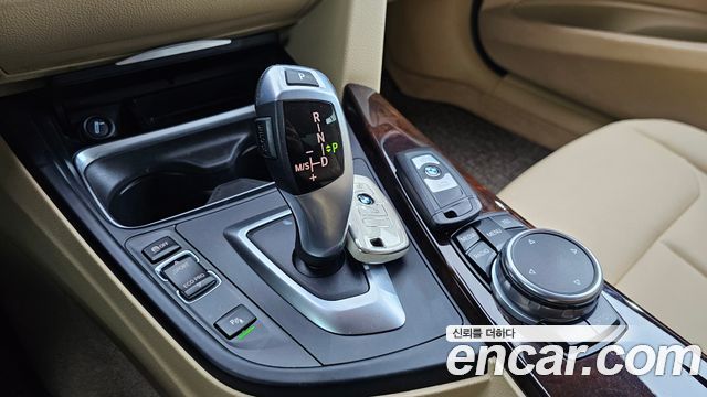 BMW 3-Series 2015 — photo 9