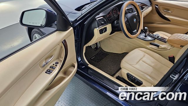 BMW 3-Series 2015 — photo 10