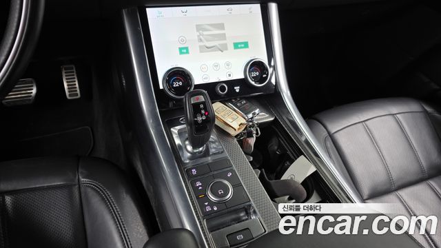 Land Rover Range Rover Sport 2019 — photo 9