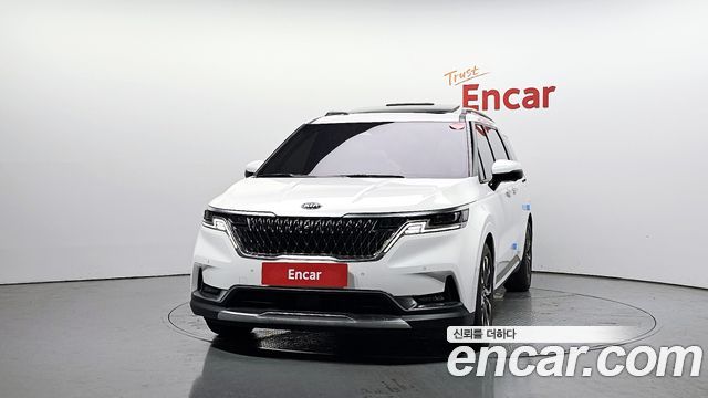 Kia Canival 2021 — photo 3