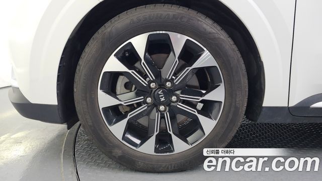 Kia Canival 2021 — photo 5