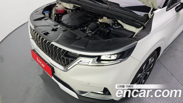 Kia Canival 2021 — photo 6