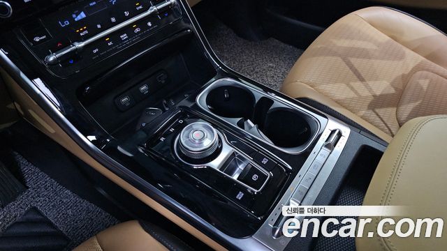 Kia Canival 2021 — photo 9