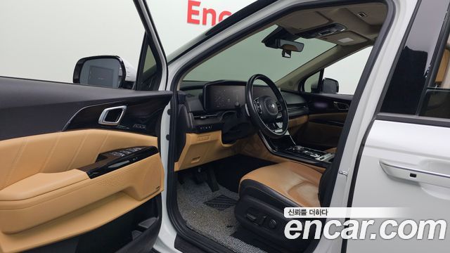 Kia Canival 2021 — photo 10
