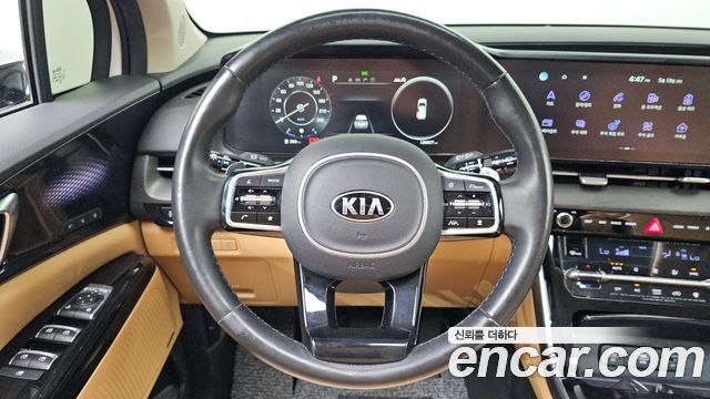 Kia Canival 2021 — photo 15