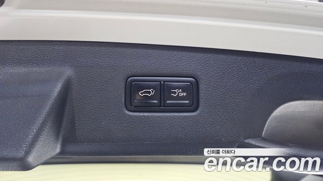 Kia Canival 2021 — photo 20
