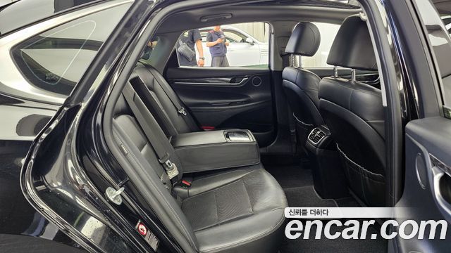 Hyundai Grandeur 2017 — photo 12