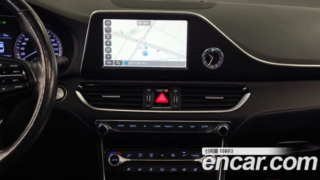 Hyundai Grandeur 2017 — photo 14