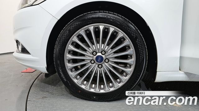 Ford Mondeo 2017 — photo 5