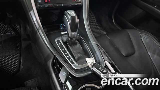 Ford Mondeo 2017 — photo 9