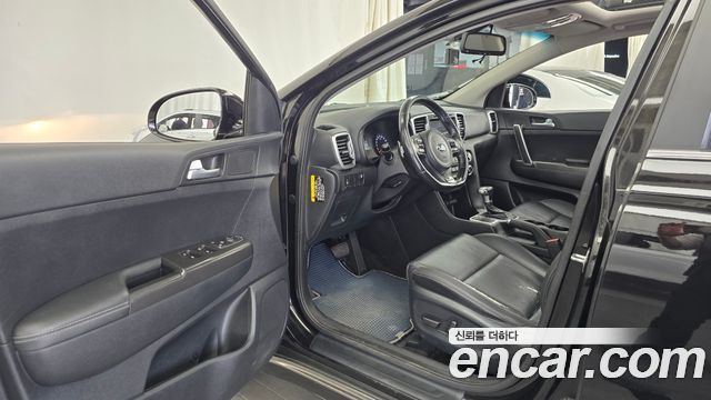 Kia Sportage 2016 — photo 13