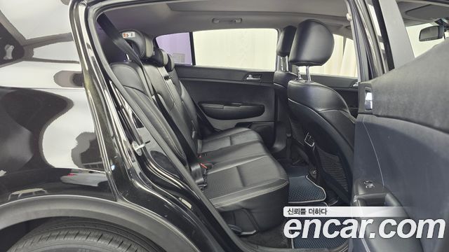 Kia Sportage 2016 — photo 17